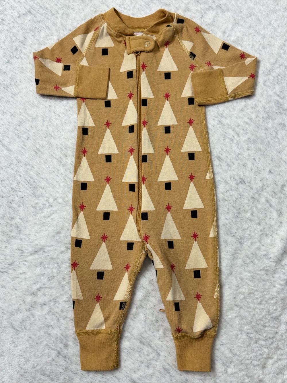 Hanna Andersson Christmas Tree Zip Sleeper 6-12M Baby Organic Cotton Tan